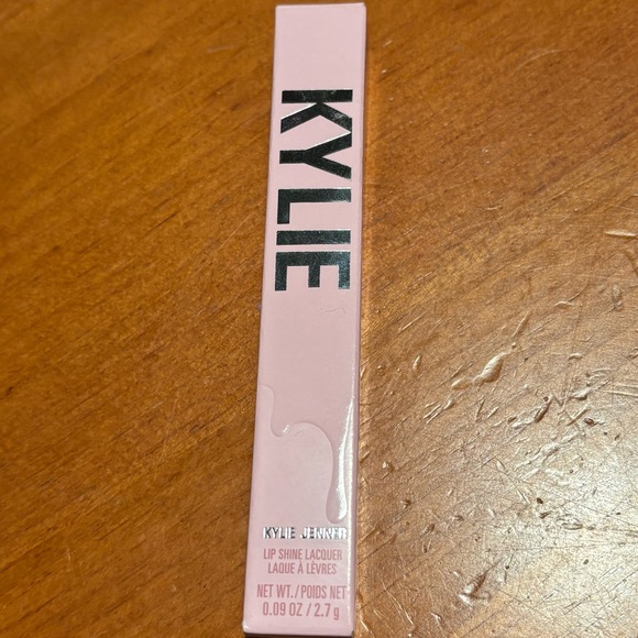 Kylie Lip Shine Lacquer You’re Cute Jeans - Picture 3 of 16